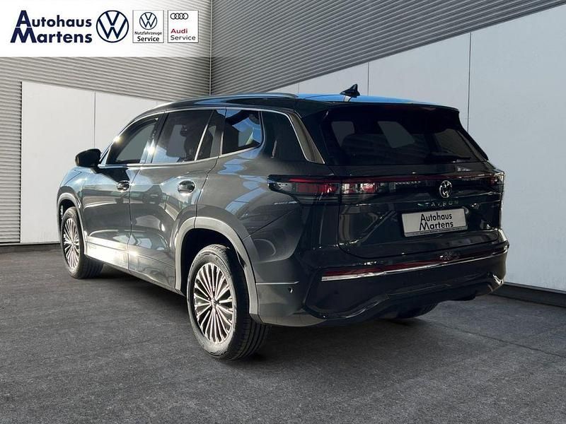 Neu VW Tayron Elegance 193 PS (141 kW) 2026 Grau SUV