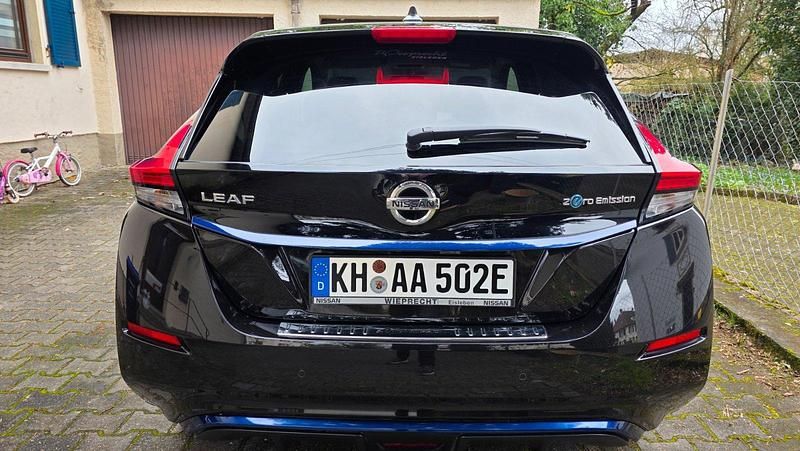 Gebraucht Nissan Leaf Tekna 160 kW (218 PS) 2019 Schwarz Kleinwagen