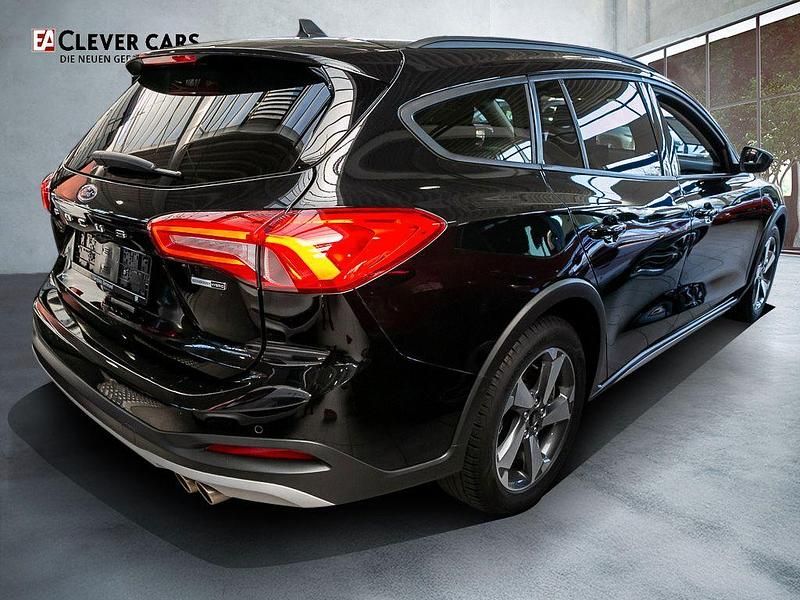 Gebraucht Ford Focus Active 155 PS (114 kW) 2021 Schwarz Kombi