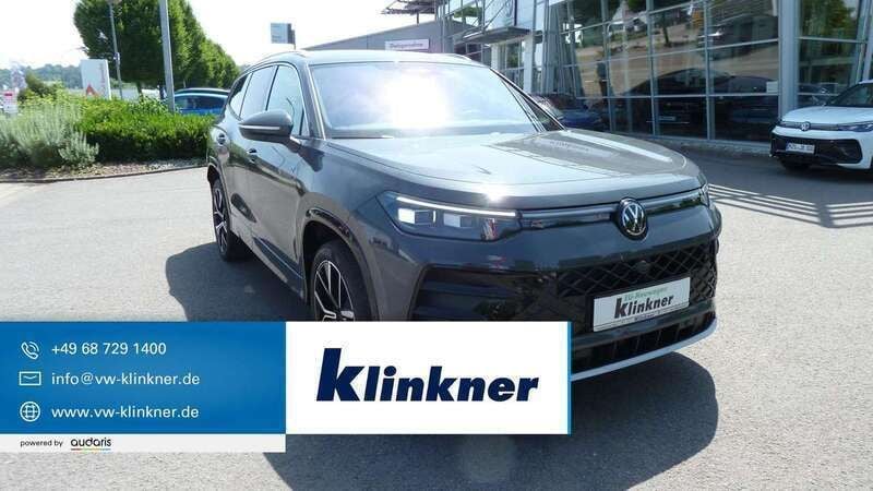 Delfingrau metallic Neu 2025 VW Tayron R-line SUV | 59.980 € (Guter Preis) - Bild 1/4