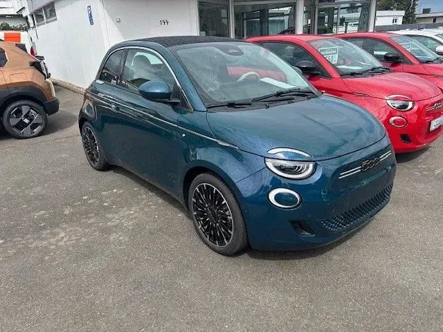 Neu Fiat 500e Icon 86 kW (118 PS) 2026 Gruen Cabrio