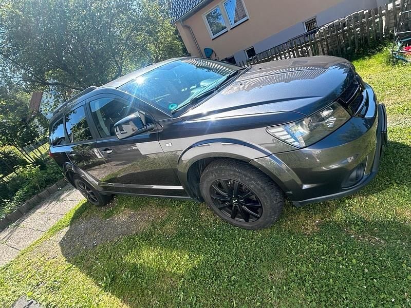 Gebraucht Fiat Freemont Black Code 177 PS (130 kW) 2016 Grau SUV