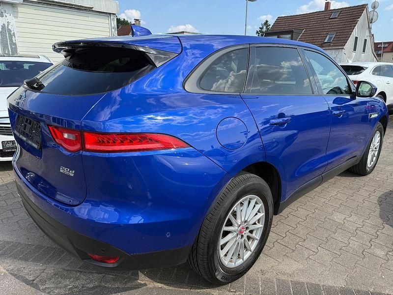 Gebraucht Jaguar F-Pace Pure 179 PS (131 kW) 2018 Blau SUV