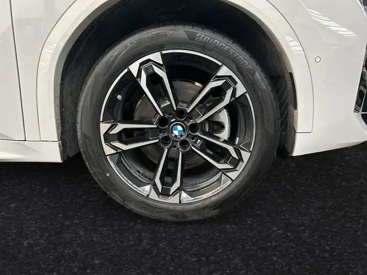 Gebraucht BMW X2 M Sport 170 PS (125 kW) 2025 Alpinweiss SUV
