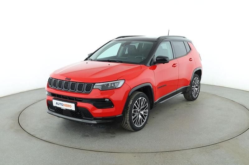 Gebraucht Jeep Compass Altitude 129 PS (94 kW) 2024 Rot SUV