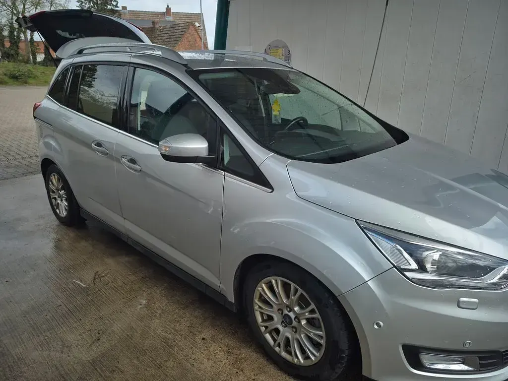 Gebraucht Ford Grand C-Max 150 PS (110 kW) 2017 Grau Van / Kleinbus