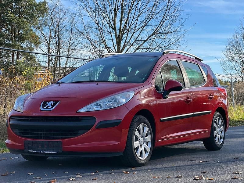 Rot Gebraucht 2009 Peugeot 207 Tendance Kombi | 1.490 € (Guter Preis) - Bild 1/4