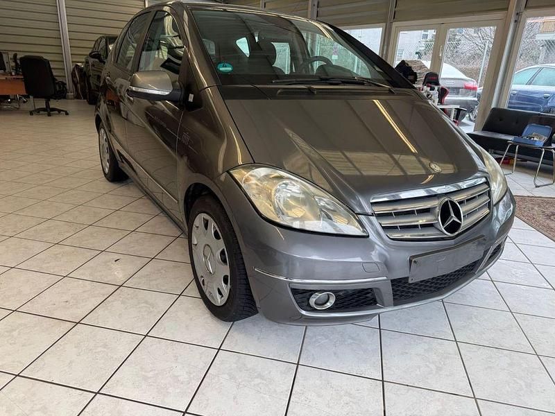 Gebraucht Mercedes A170 116 PS (85 kW) 2009 Grau Limousine