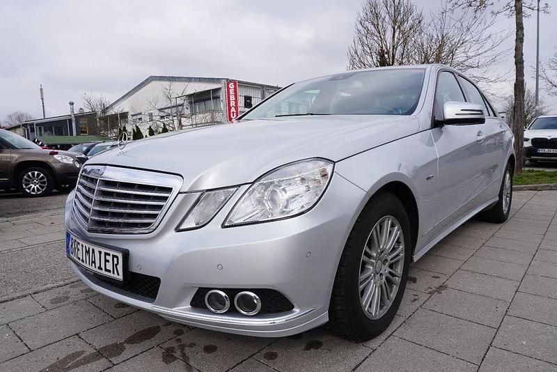Gebraucht Mercedes E350 292 PS (214 kW) 2009 Silber Limousine