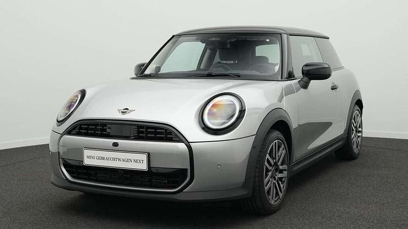 Grau Gebraucht 2024 Mini Cooper Classic Kleinwagen | 26.374 € (Fairer Preis) - Bild 1/4
