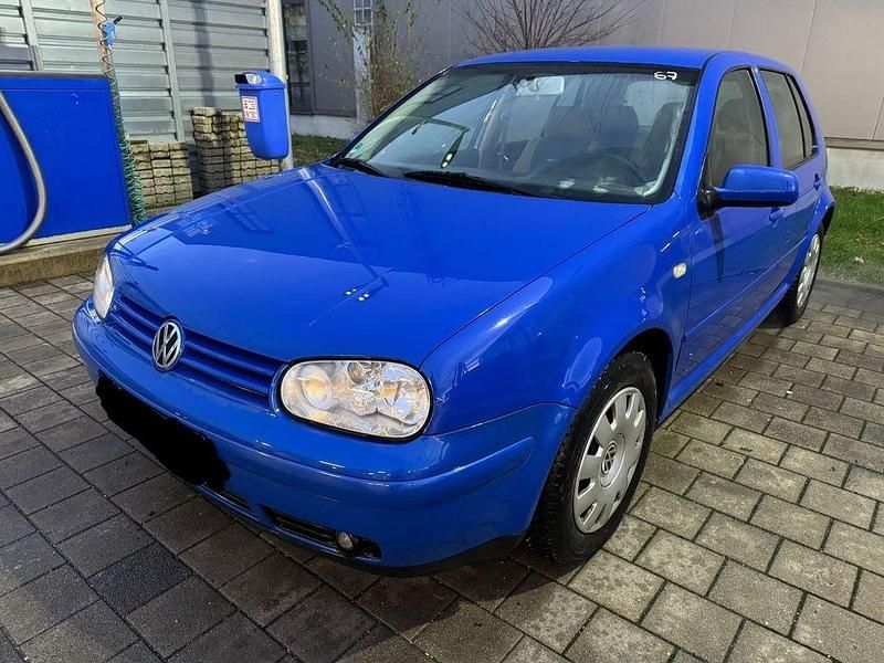 Blau Gebraucht 1999 VW Golf IV Highline Limousine | 1.350 € (Superpreis) - Bild 1/4