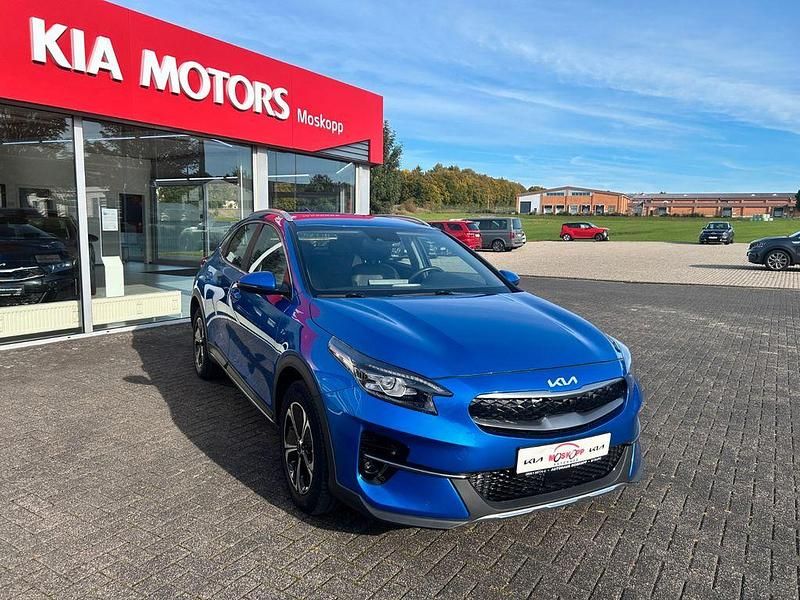 Blau Gebraucht 2022 Kia XCeed Spirit SUV | 20.870 € (Fairer Preis) - Bild 1/4