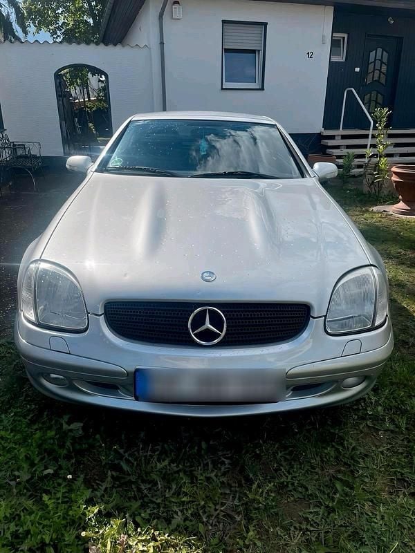 Silber Gebraucht 2000 Mercedes SLK320 Cabrio | 4.400 € (Guter Preis) - Bild 1/4