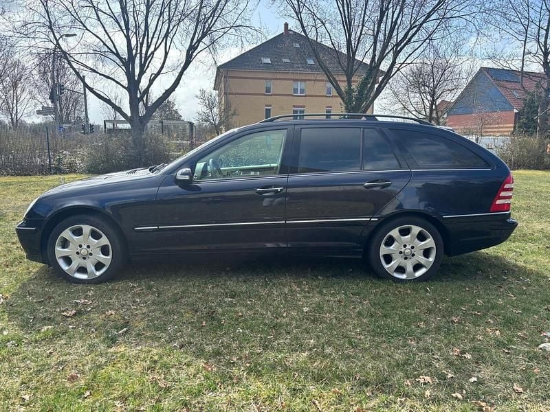 Gebraucht Mercedes C350 Elegance 272 PS (200 kW) 2006 Blau Kombi