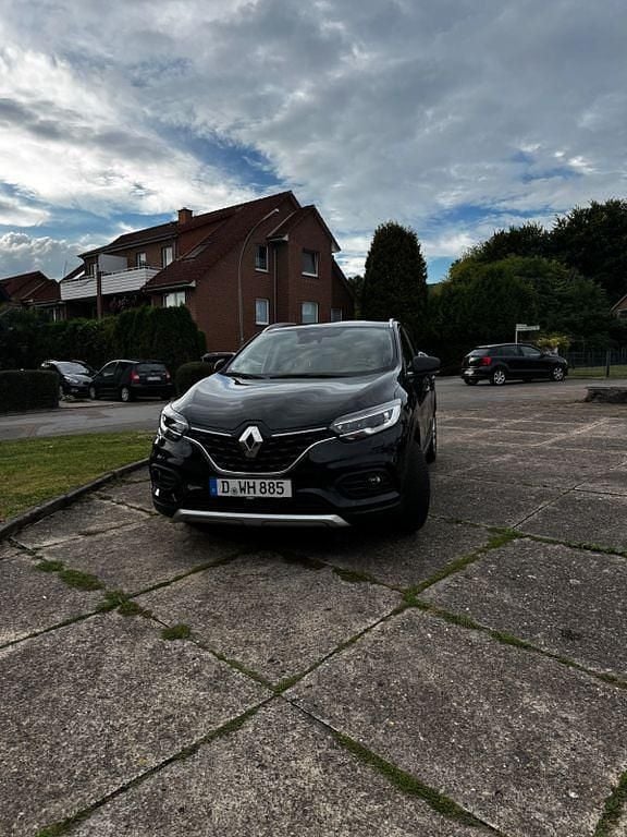 Schwarz Gebraucht 2019 Renault Kadjar LIMITED SUV | 14.999 € (Fairer Preis) - Bild 1/4