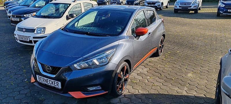 Grau Gebraucht 2017 Nissan Micra Tekna Kleinwagen | 10.990 € (Fairer Preis) - Bild 1/4