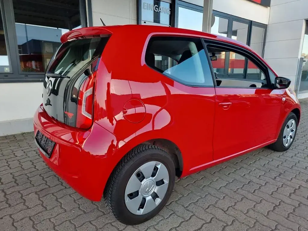 Używany VW up! move up! 75 KM (55 kW) 2012 Czerwony Hatchback