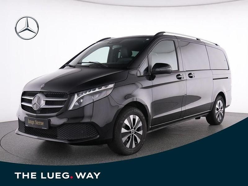 Schwarz Gebraucht 2024 Mercedes V250 Van / Kleinbus | 64.785 € (Superpreis) - Bild 1/4