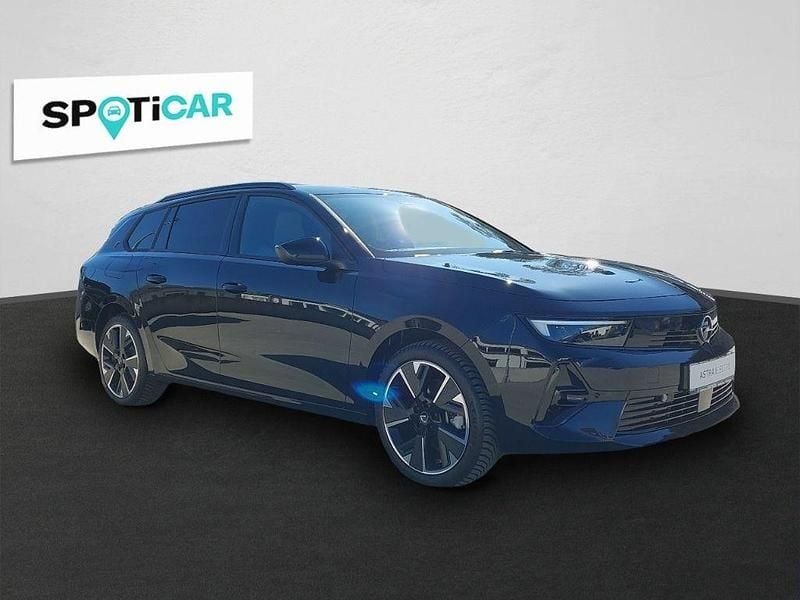 Neu Opel Astra Basis 114 kW (156 PS) 2026 Schwarz Kombi