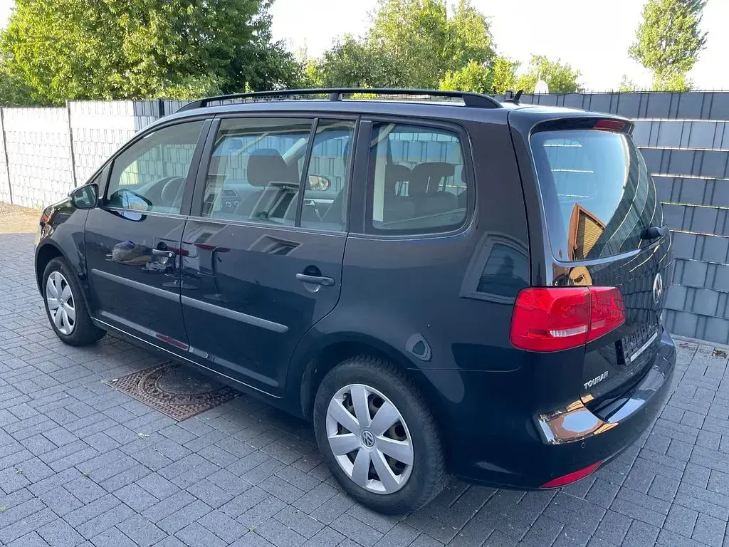 Gebraucht VW Touran 150 PS (110 kW) 2014 Schwarz Van / Kleinbus