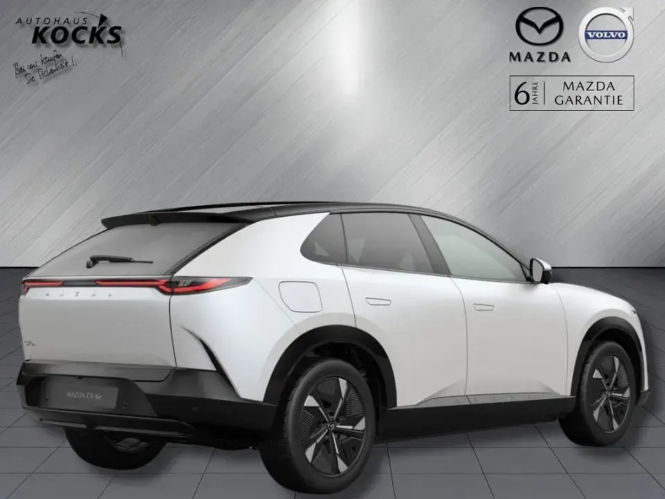 Neu Mazda CX-6e 189 kW (258 PS) 2026 Multitone crystal white pearl SUV