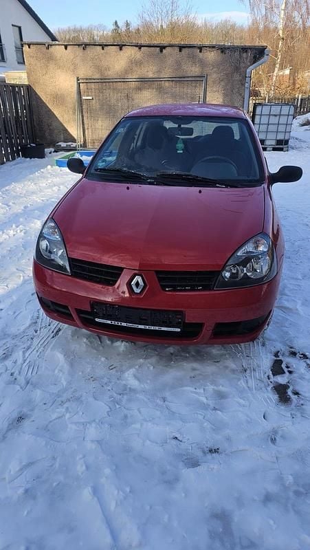 Gebraucht Renault Clio II Campus 58 PS (42 kW) 2009 Rot Kleinwagen
