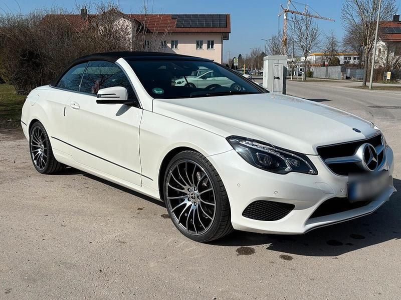 Gebraucht Mercedes E250 211 PS (155 kW) 2014 Weiß Cabrio