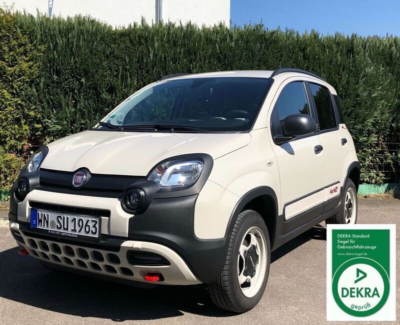 Beige Gebraucht 2024 Fiat Panda 4x4 Kleinwagen | 19.999 € (Fairer Preis) - Bild 1/4