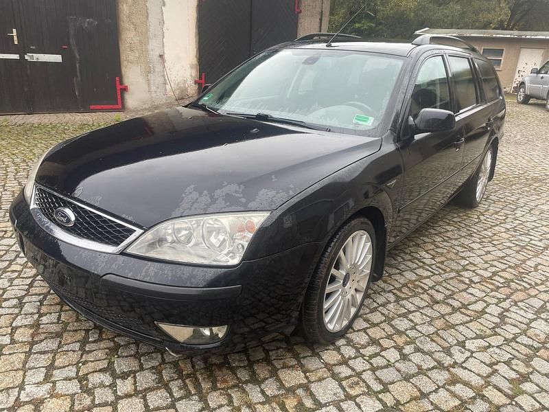 Schwarz Gebraucht 2006 Ford Mondeo Kombi | 550 € (Superpreis) - Bild 1/4