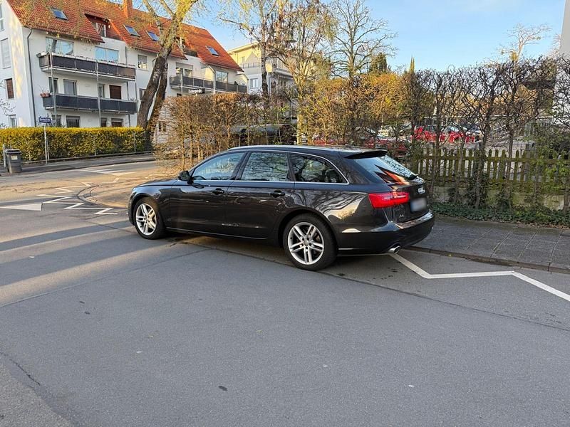 Gebraucht Audi A6 Comfort 204 PS (150 kW) 2012 Grau Kombi