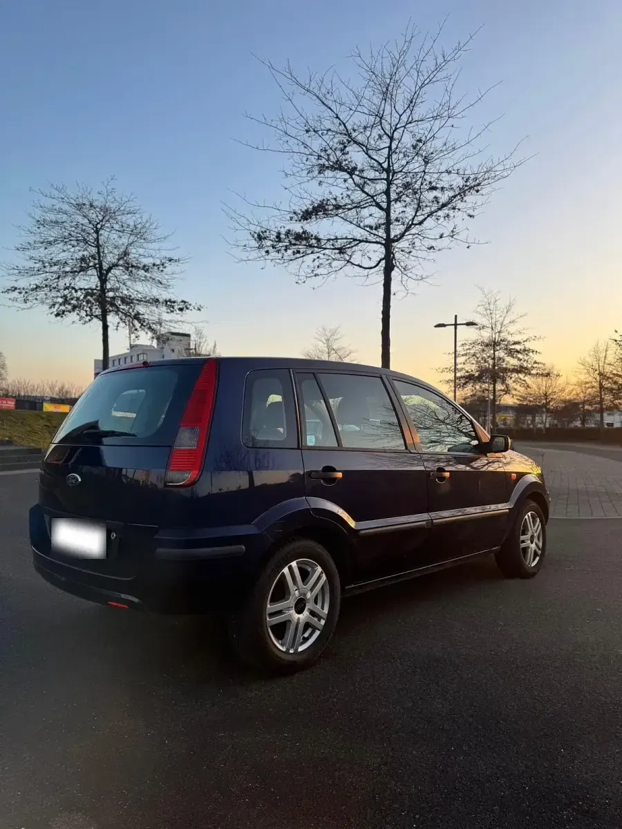 Gebraucht Ford Fusion 80 PS (58 kW) 2002 Blau Kleinwagen