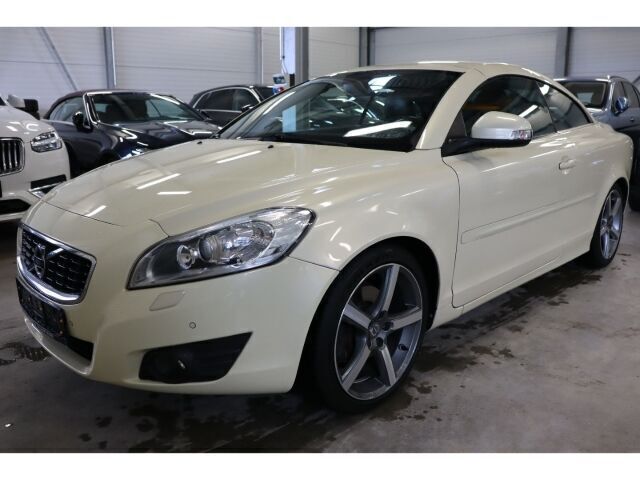 Weiß Gebraucht 2010 Volvo C70 Summum Cabrio | 11.800 € (Guter Preis) - Bild 1/4