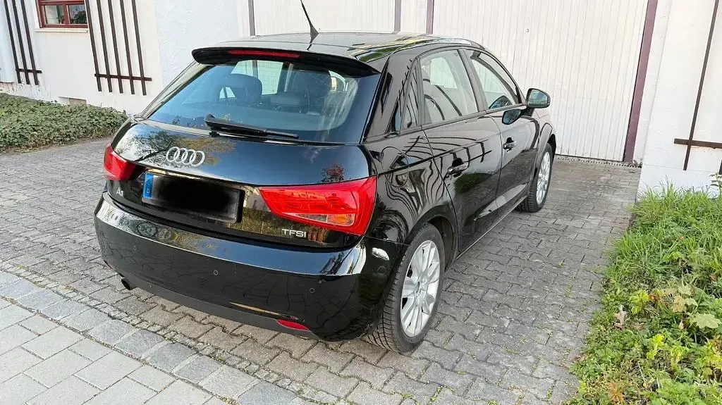 Gebraucht Audi A1 Sportback Ambition 86 PS (63 kW) 2013 Schwarz Kleinwagen