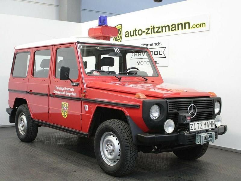Gebraucht Mercedes G280 156 PS (114 kW) 1979 Rot SUV