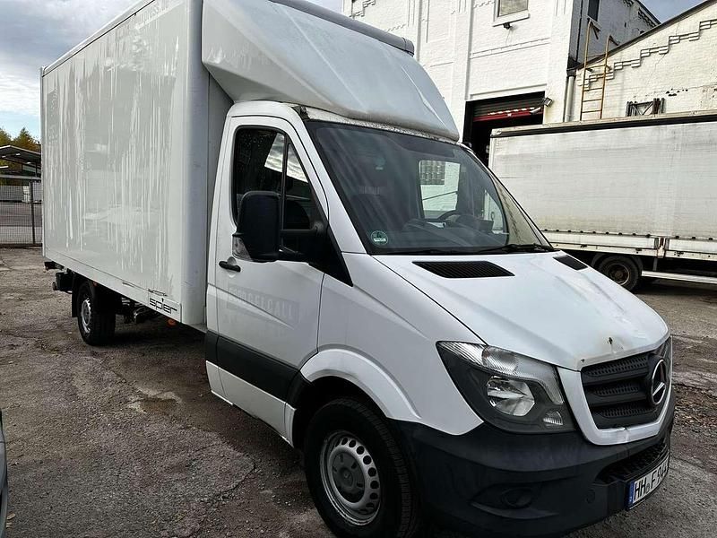 Arktikweiss Gebraucht 2015 Mercedes Sprinter Van | 16.065 € - Bild 1/4