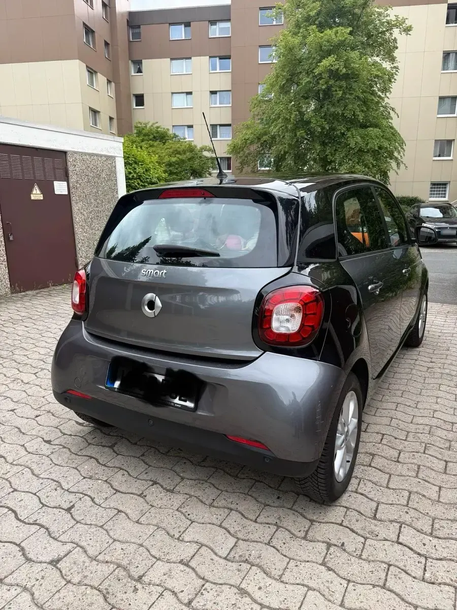 Gebraucht Smart ForFour 71 PS (52 kW) 2019 Grau Kleinwagen
