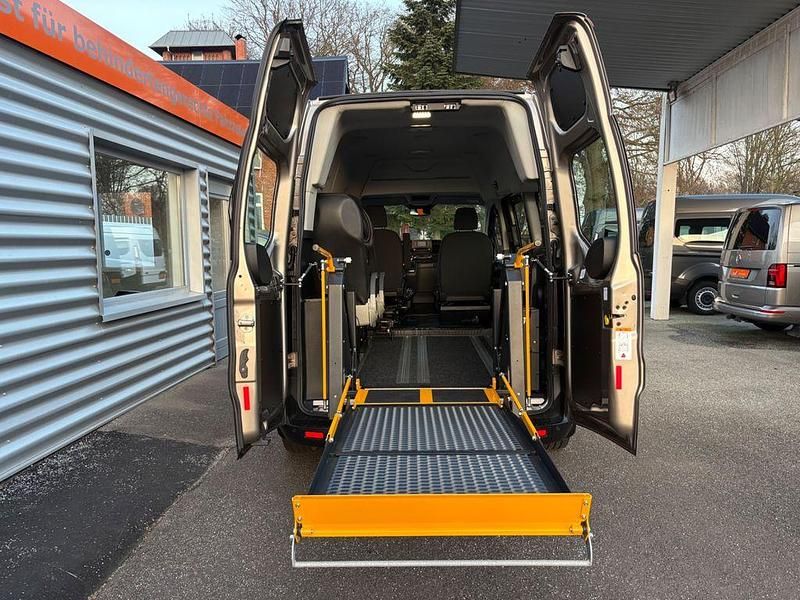 Gebraucht Ford Transit Custom 131 PS (96 kW) 2023 Silber Van / Kleinbus