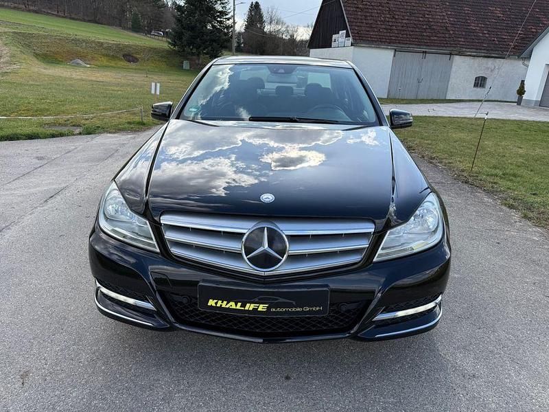 Gebraucht Mercedes C220 170 PS (125 kW) 2012 Schwarz Limousine