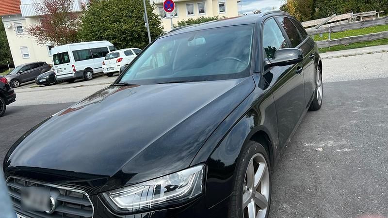 Schwarz Gebraucht 2014 Audi A4 Kombi | 7.800 € (Superpreis) - Bild 1/4