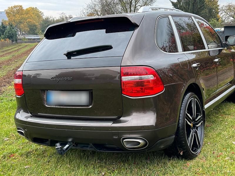 Gebraucht Porsche Cayenne 245 PS (180 kW) 2009 Braun SUV