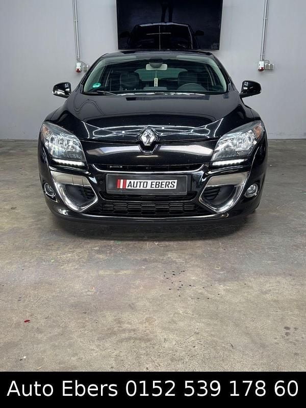 Schwarz Gebraucht 2013 Renault Mégane Coupé Bose Edition Coupé | 3.499 € - Bild 1/4