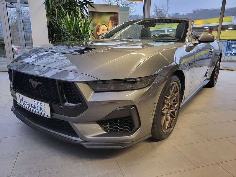 Neu Ford Mustang GT 446 PS (328 kW) 2026 Carbonized grey metallic Cabrio