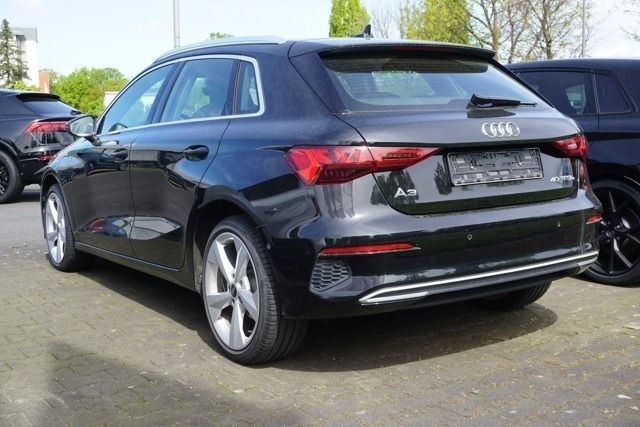 Gebraucht Audi A3 Sportback e-tron Advanced 204 PS (150 kW) 2021 Schwarz Kleinwagen