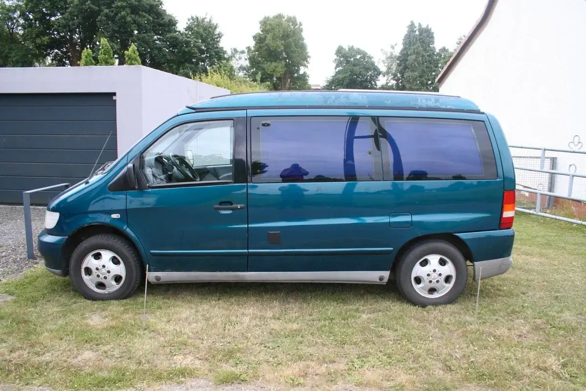 Gebraucht Mercedes Vito Marco Polo 143 PS (105 kW) 1998 Blau Van