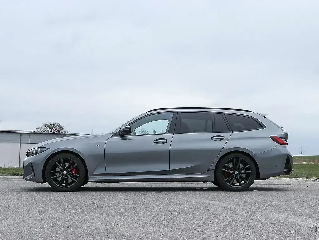 Gebraucht BMW M340 Performance 340 PS (250 kW) 2025 Grau Limousine