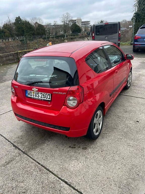 Gebraucht Chevrolet Aveo 84 PS (61 kW) 2009 Rot Limousine