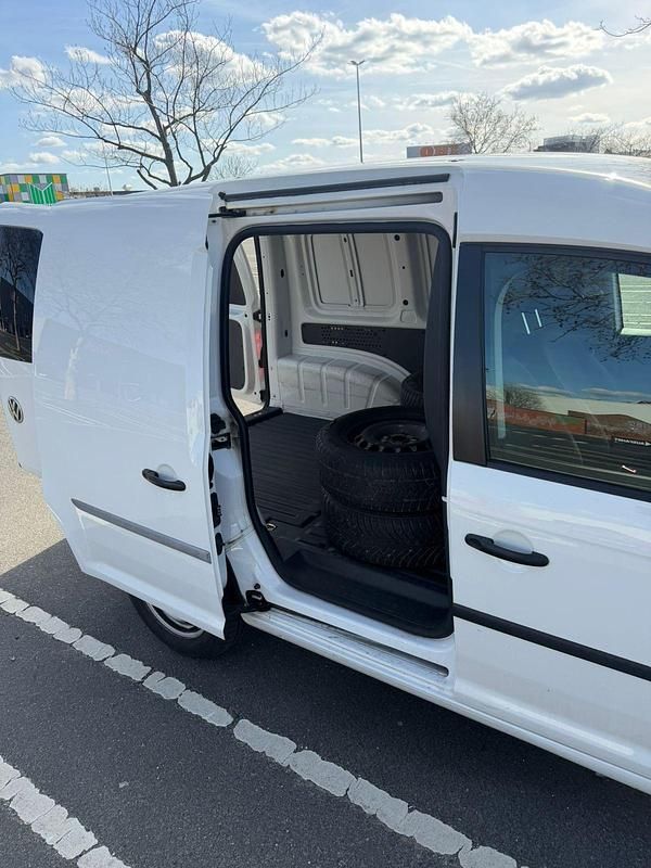 Gebraucht VW Caddy 102 PS (75 kW) 2019 Weiß Van / Kleinbus