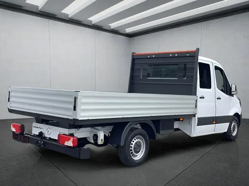 Gebraucht Mercedes Sprinter 170 PS (125 kW) 2026 Weiß Van