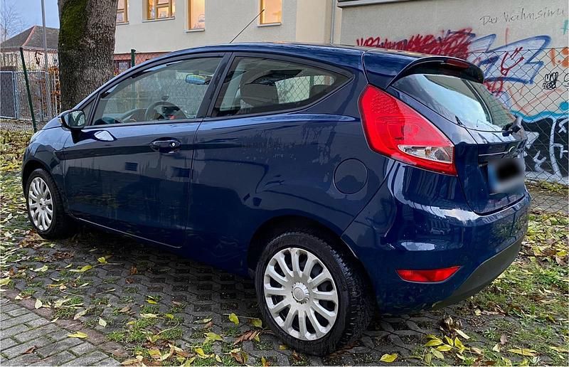 Gebraucht Ford Fiesta 82 PS (60 kW) 2009 Blau Kleinwagen
