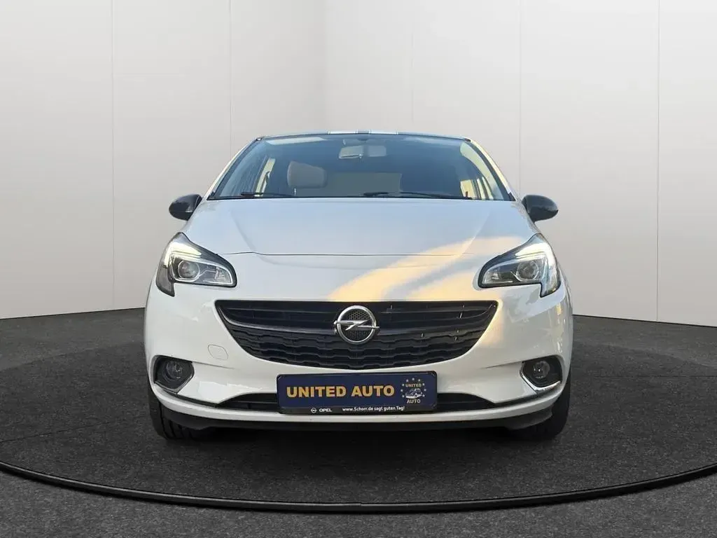 Gebraucht Opel Corsa Color Edition 90 PS (66 kW) 2016 Weiß Kleinwagen